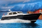 luxury yacht builders uk